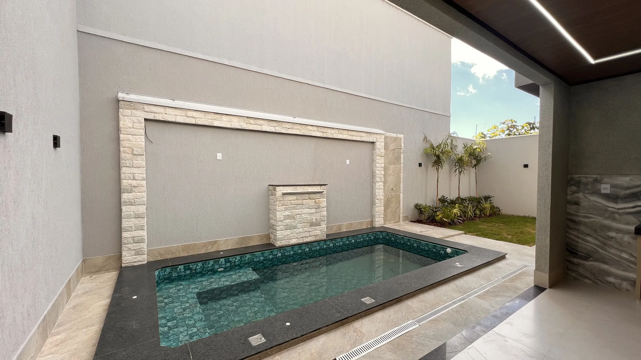 Imagem Casa 3 Suites Sozinha No Lote No Parque Amazonia