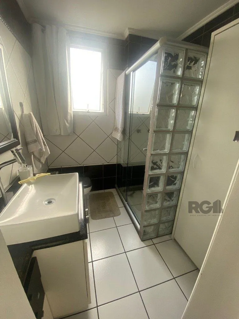 Imagem apartamento 2 dormitorios mais dependencia 72m2 Cidade Baixa