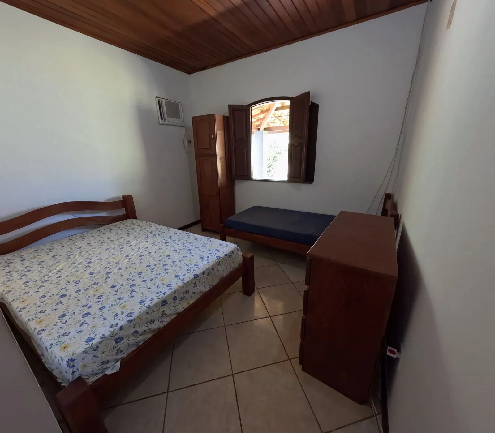 Imagem Casa de Condomínio com 4 Quartos à Venda, 180 m² em  - 