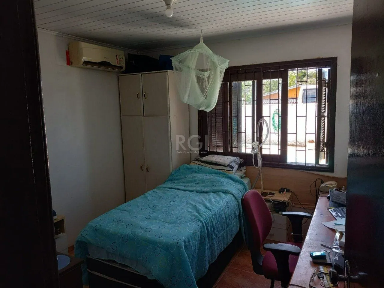 Imagem Casa 3 dormitórios, sendo 1 suite, 9 vagas - bairro Ponta Grossa Porto Alegre RS