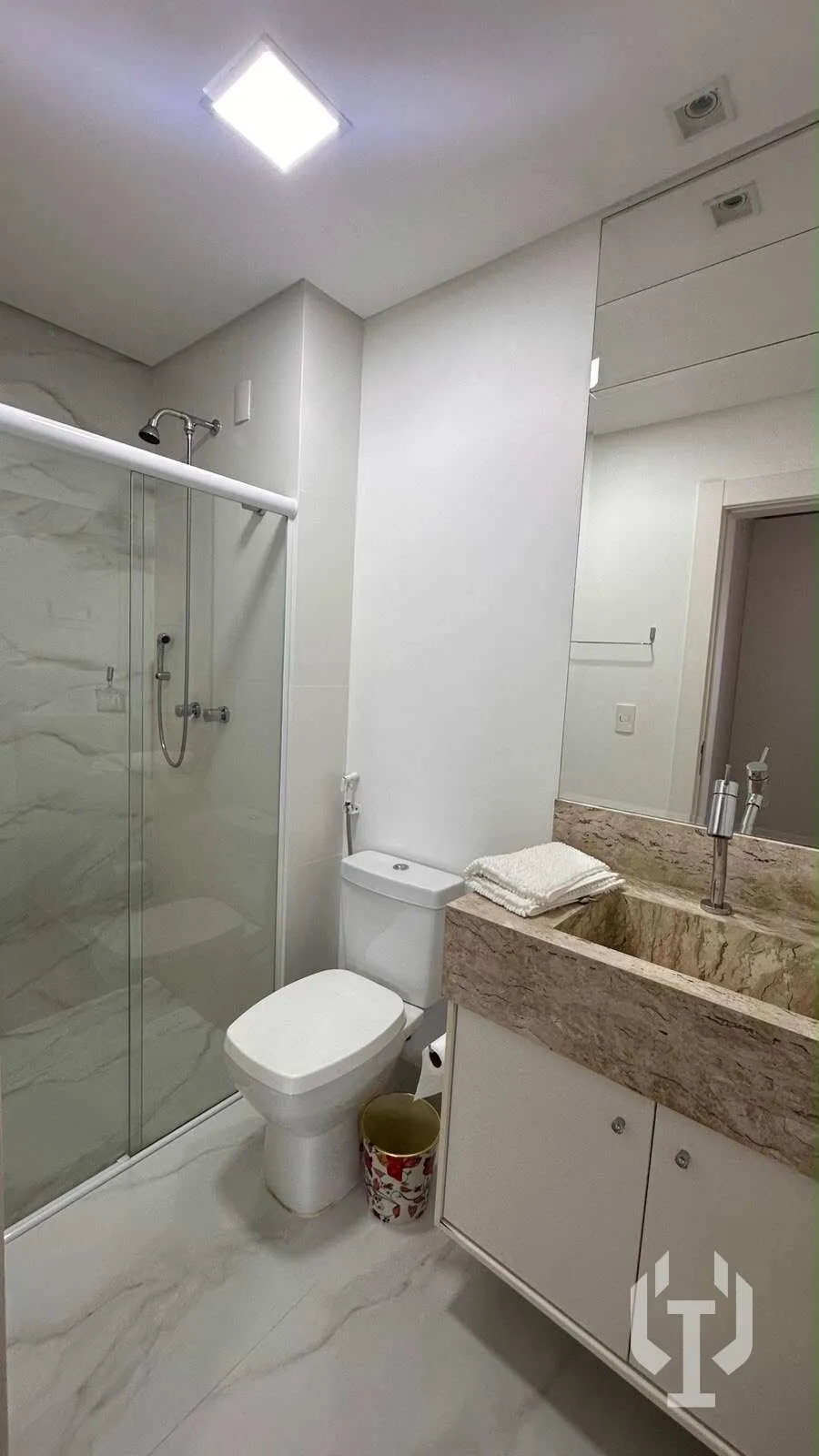Imagem Apartamento para alugar, no Garden House em Itapema, Meia praia, com 3 quartos, 110m2