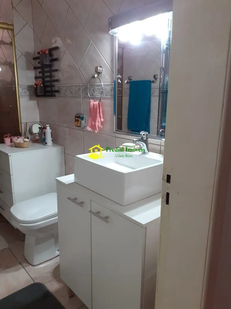 Imagem Apartamento para Venda - 81m², 2 dormitórios, 1 vaga - Menino Deus