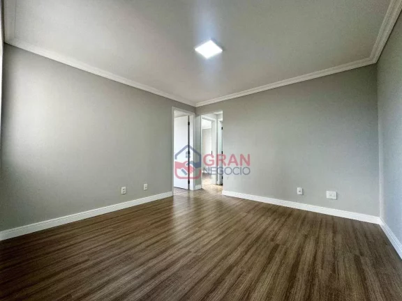 Imagem Apartamento com 2 Quartos Reformado e Completo