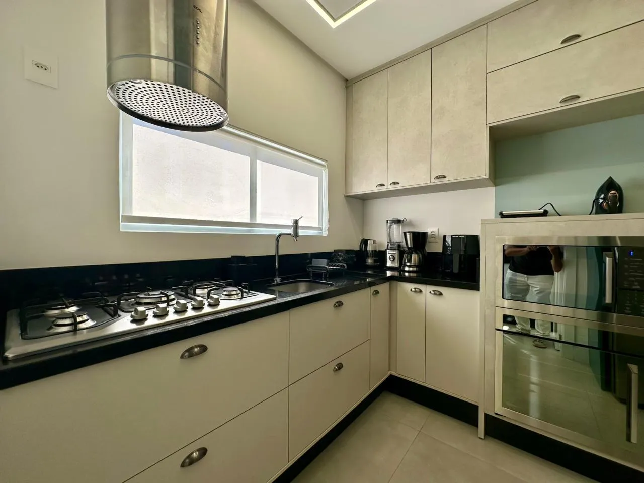 Imagem Apartamento com vista para o mar à venda com 115m2 por R$ 1.800.000,00