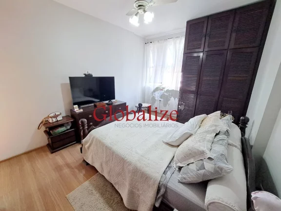 Imagem Apartamento à venda com 150m², 3 quartos, 2 suítes, dependência, 2 vagas demarcadas por R$850.000,00 no Boqueirão em Santos