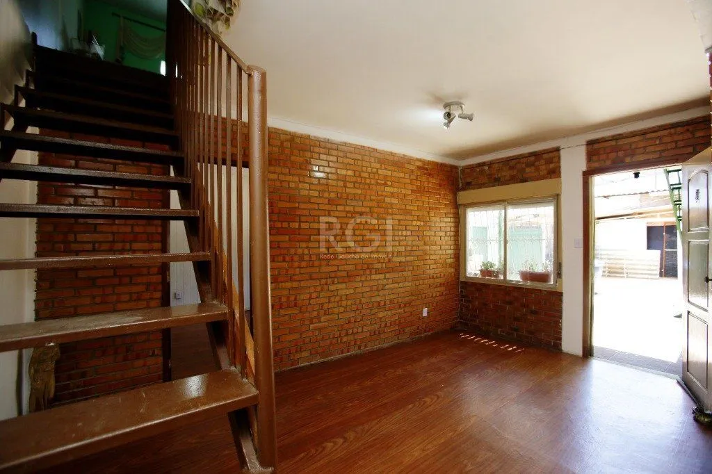 Imagem Casa para Venda - 350m², 3 dormitórios, 3 vagas - Passo da Areia