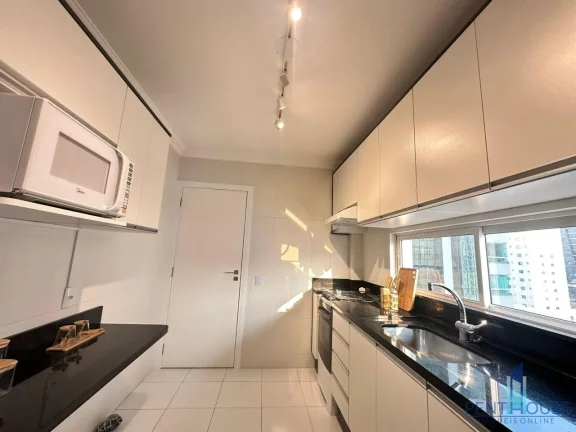 Imagem Apartamento Zona Central para Venda em Balneário Camboriú, CENTRO, 3 dormitórios, 2 suítes, 3 banheiros, 2 vagas