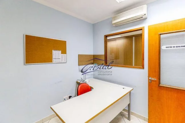 Imagem Sala Comercial e 4 banheiros à Venda, 441 m²