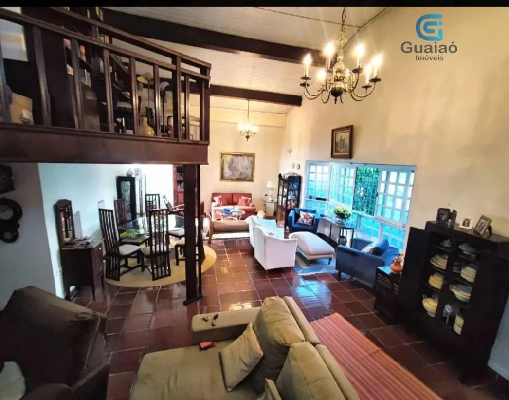 Imagem VENDO CASA AMPLA, MARAVILHOSA EM SÃO VICENTE