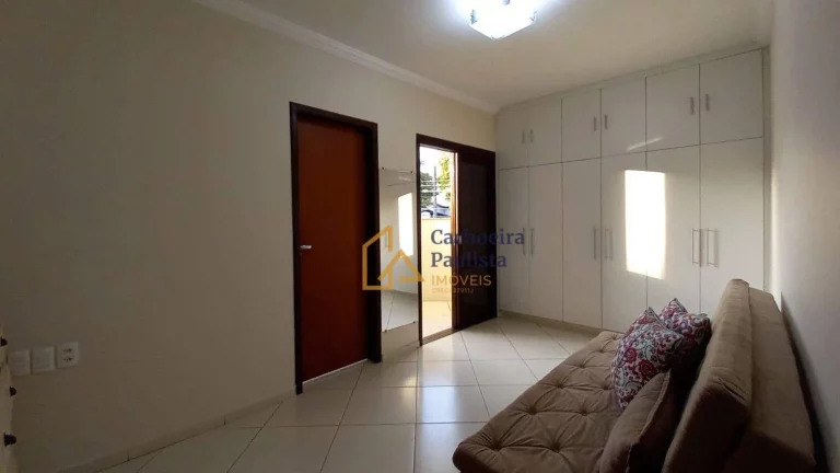Imagem Casa com 3 suítes à venda - Margem Esquerda - Cachoeira Paulista/SP