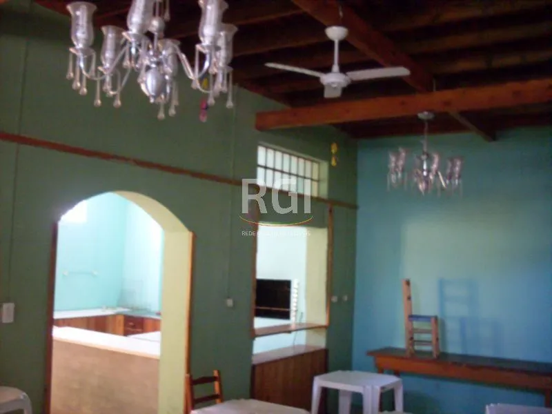Imagem Predio para Venda - 380m², 6 dormitórios, Sarandí