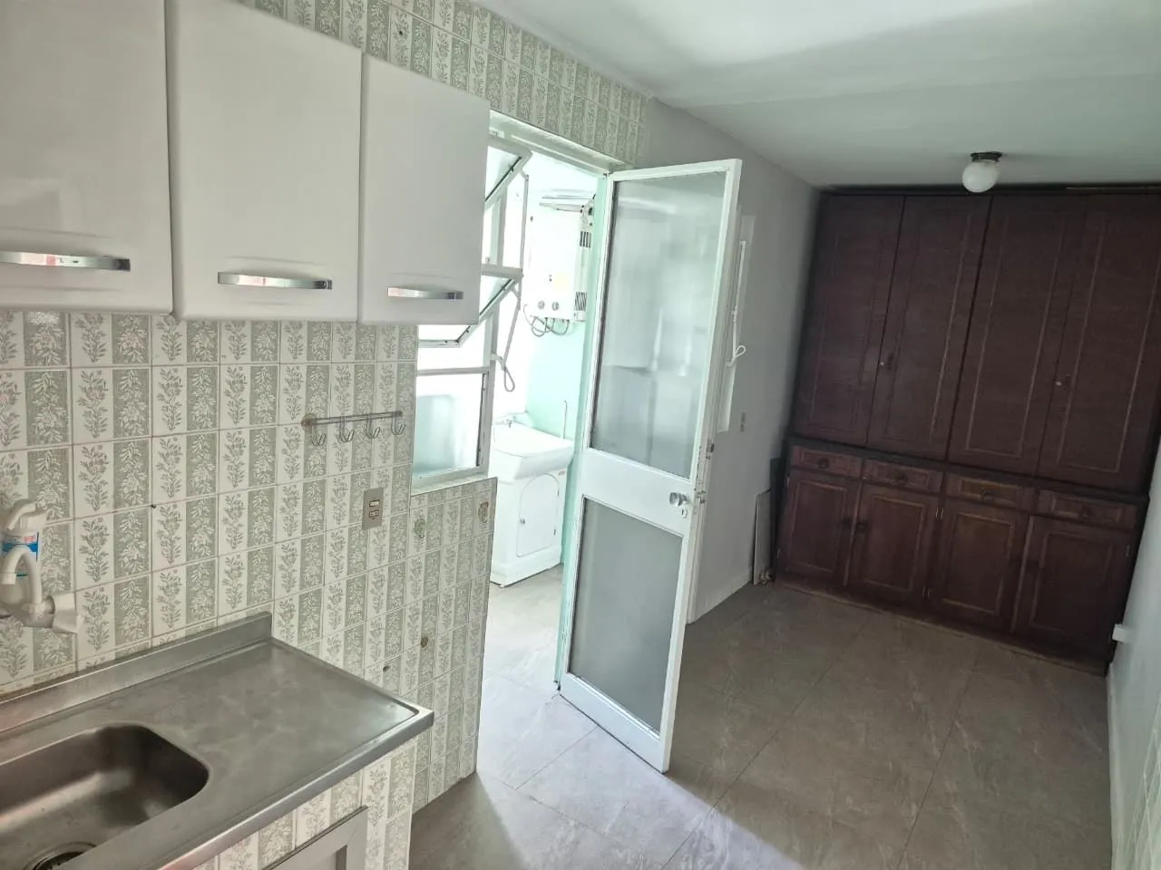 Imagem 3d com vaga e elevador