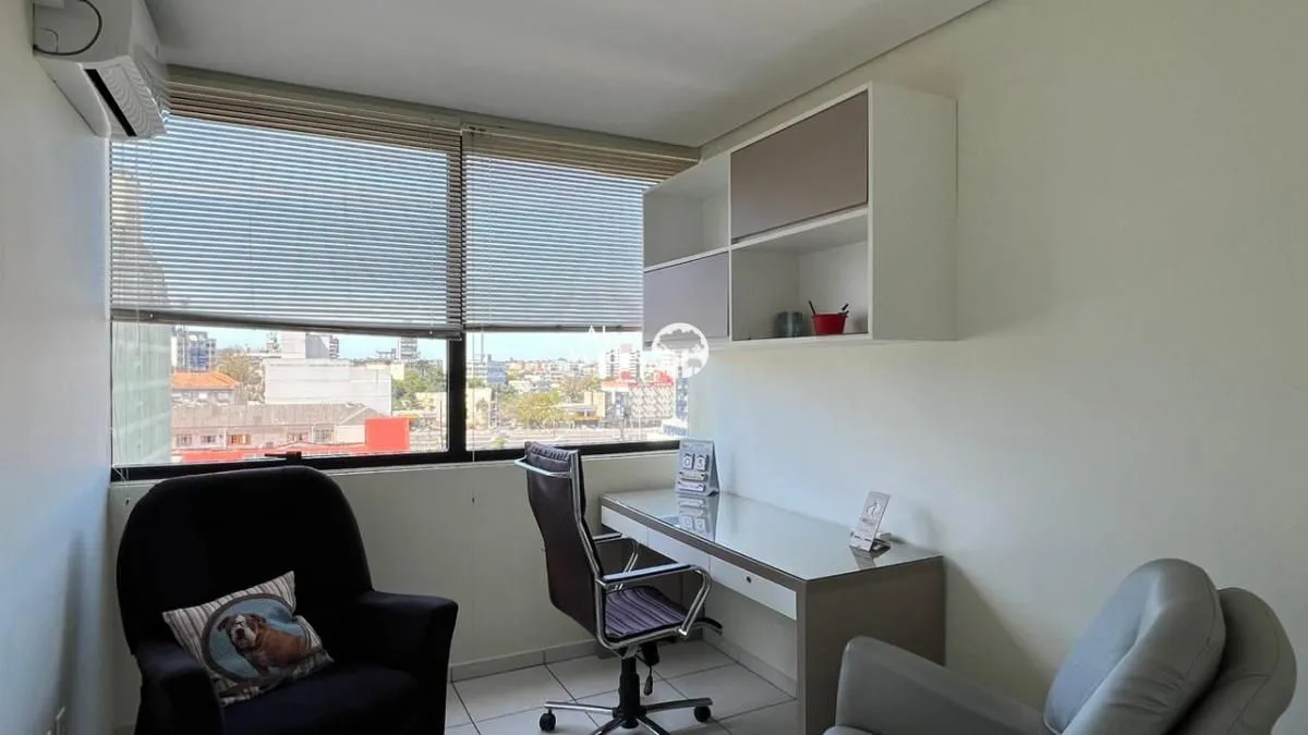 Imagem Sala à Venda em Centro, Canoas - RS
