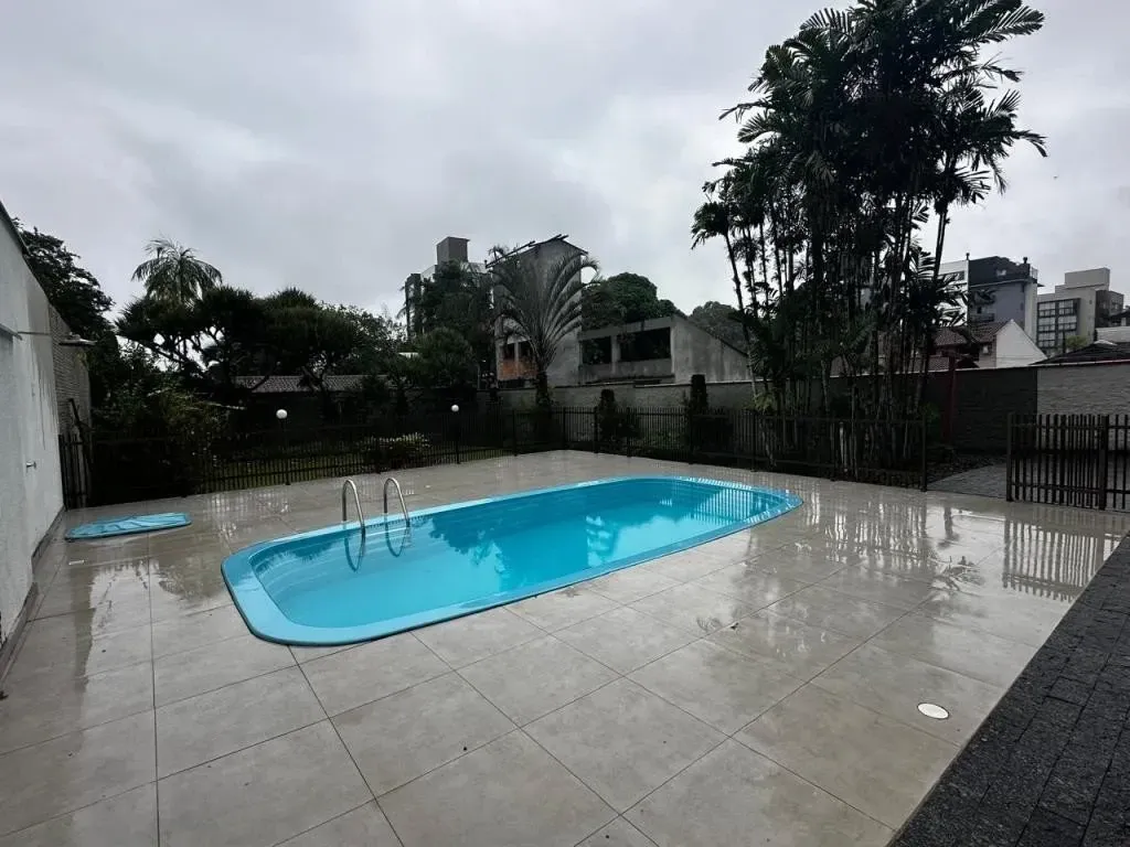 Imagem Casa com 3 Quartos à Venda, 193 m² em Bom Retiro - Joinville