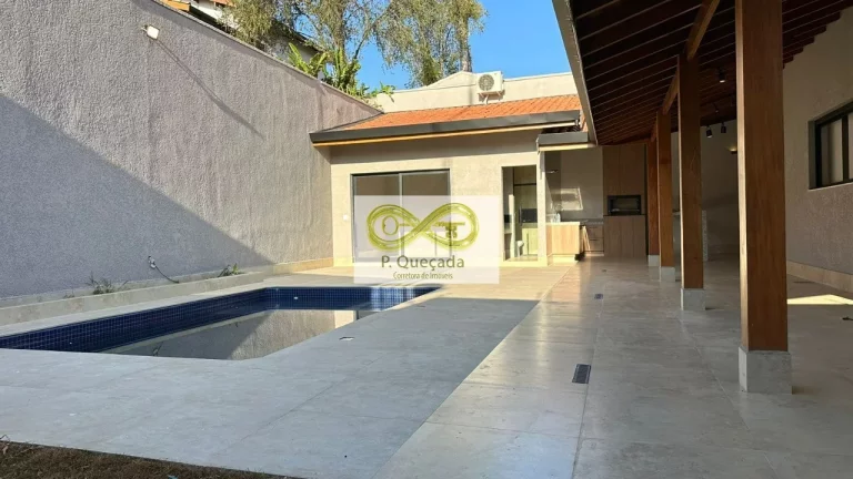 Imagem Linda casa com 4 quartos, sendo 4 suítes, 2 vagas de garagem e 396,06 m2 de área total disponível para venda!