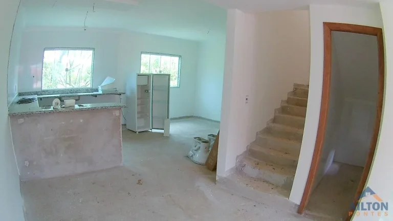 Imagem Casa Duplex com 3 Quartos à Venda em Praia de Santa Mônica - GUarapari-ES