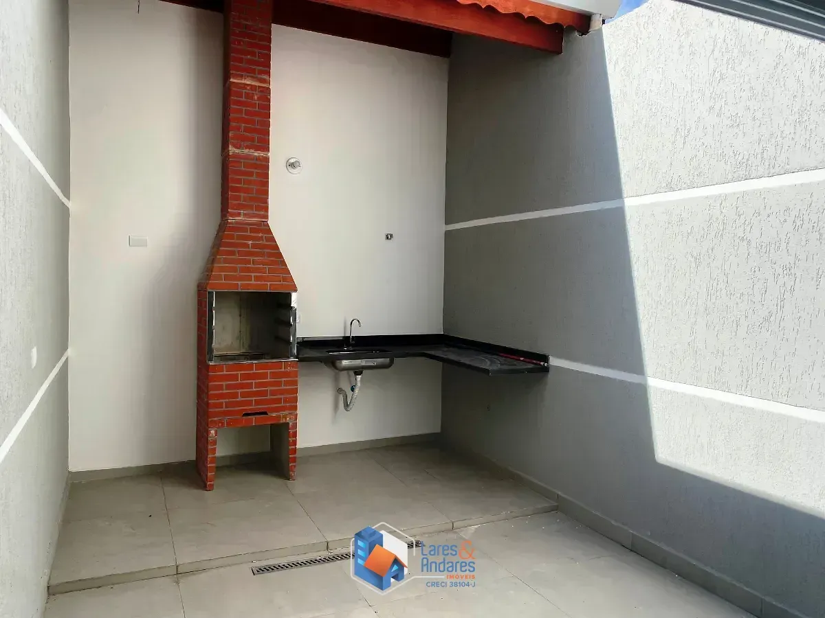 Imagem Sobrado para venda em Interlagos com 3 quartos, sendo 1 suíte, 133m²