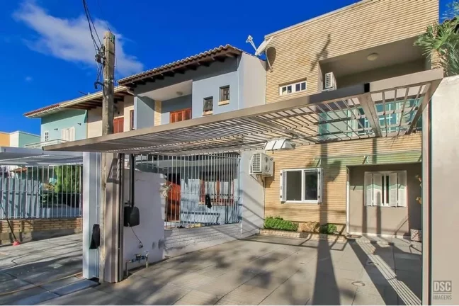 Foto do imóvel Casa para venda em Porto Alegre