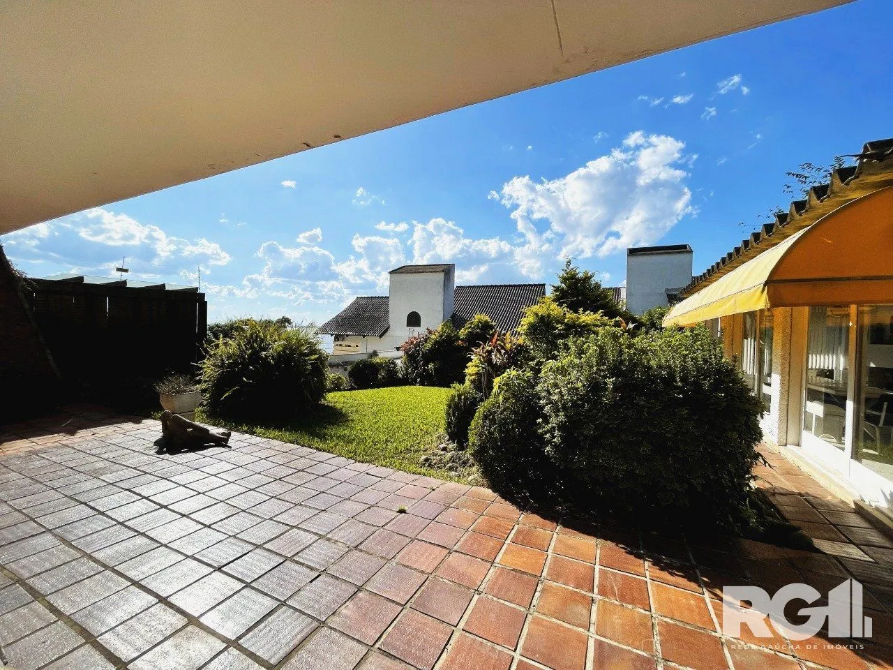 Imagem Linda Casa Vila Assunção, com vista para o rio.