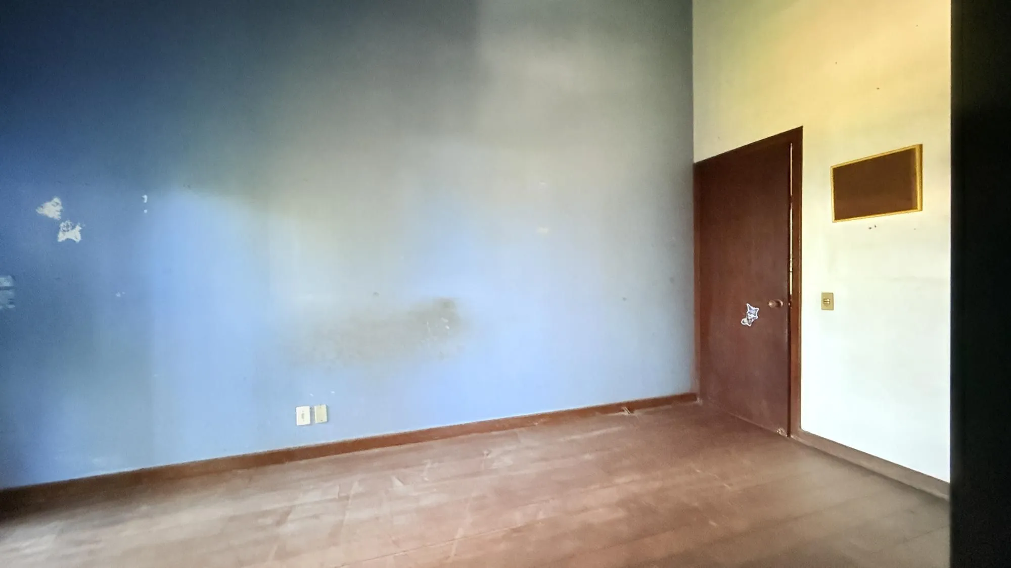 Imagem Casa na zona sul de frente para o Guaíba.