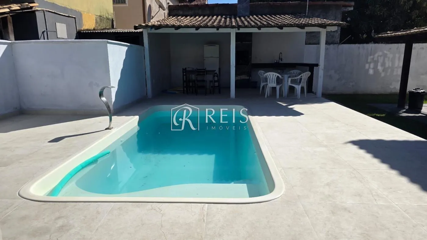Imagem Casa para Venda em Rio das Ostras, Jardim Mariléa, 2 dormitórios, 2 banheiros, 10 vagas