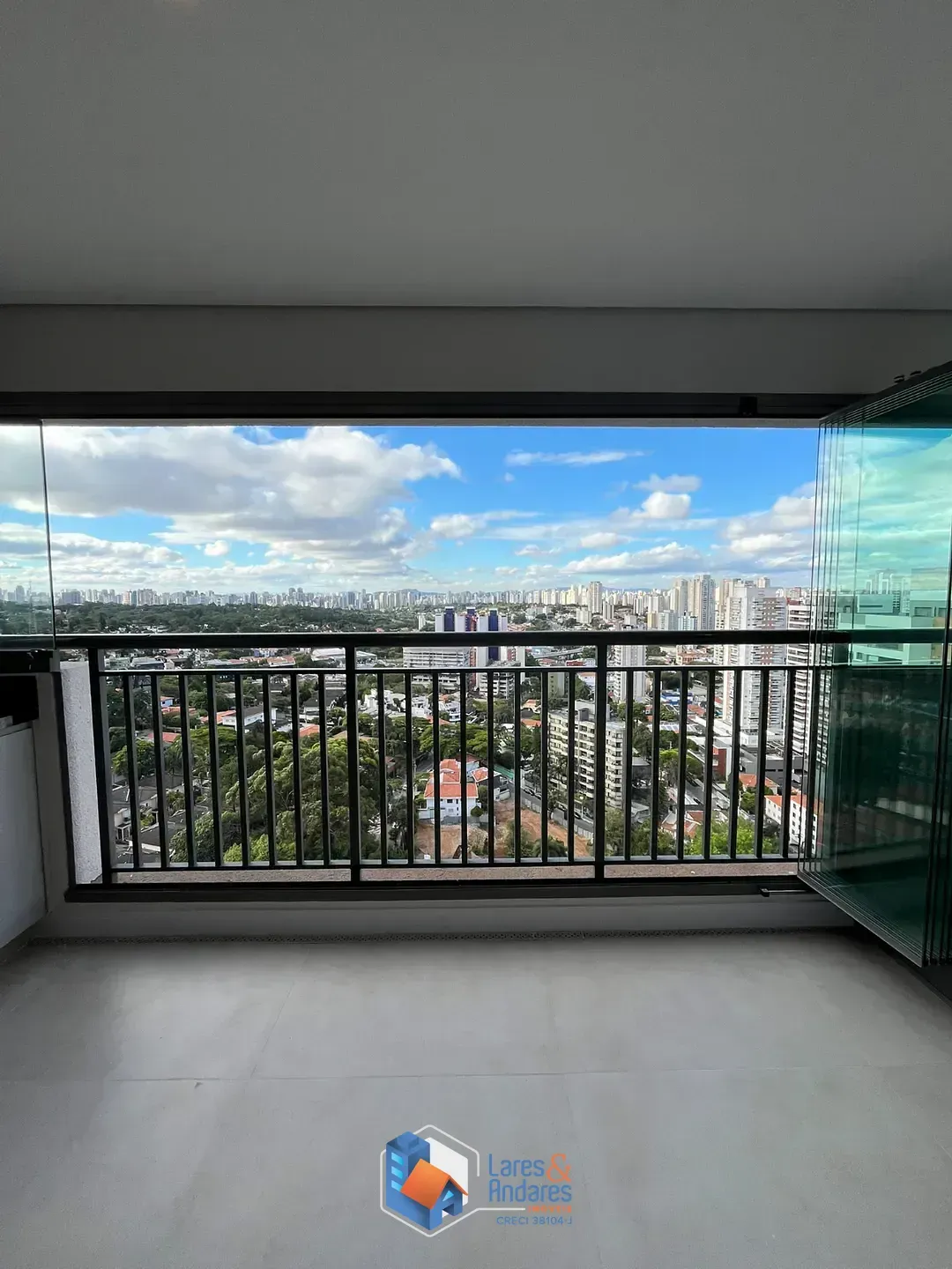 Imagem Apartamento para venda e locação em Jardim Prudência com 2 quartos, sendo 1 suíte, 75m²