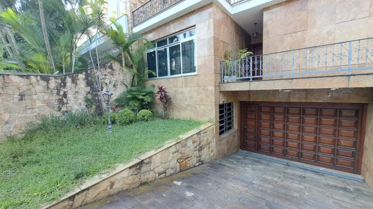 Imagem Sobrado à Venda no Anália Franco| 5 Dormitórios | 2 Suítes