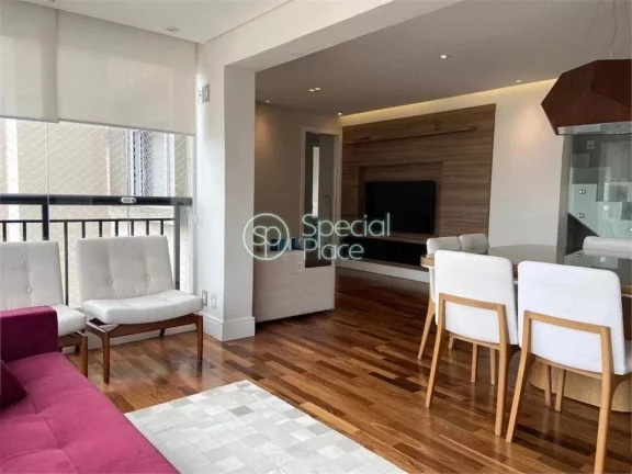 Imagem Cobertura toda reformada, com muita luz natural, piscina privativa, toda envidraçada, 3 dormitório...