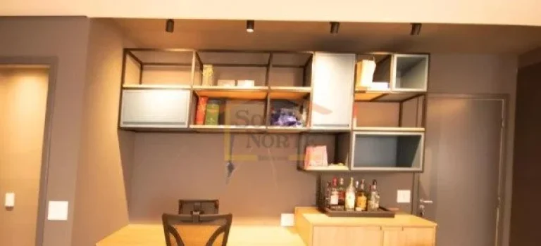 Imagem Apartamento amplo de 47 m², com 1 dormitório, banheiro, varanda e área de serviço. Possui armár...