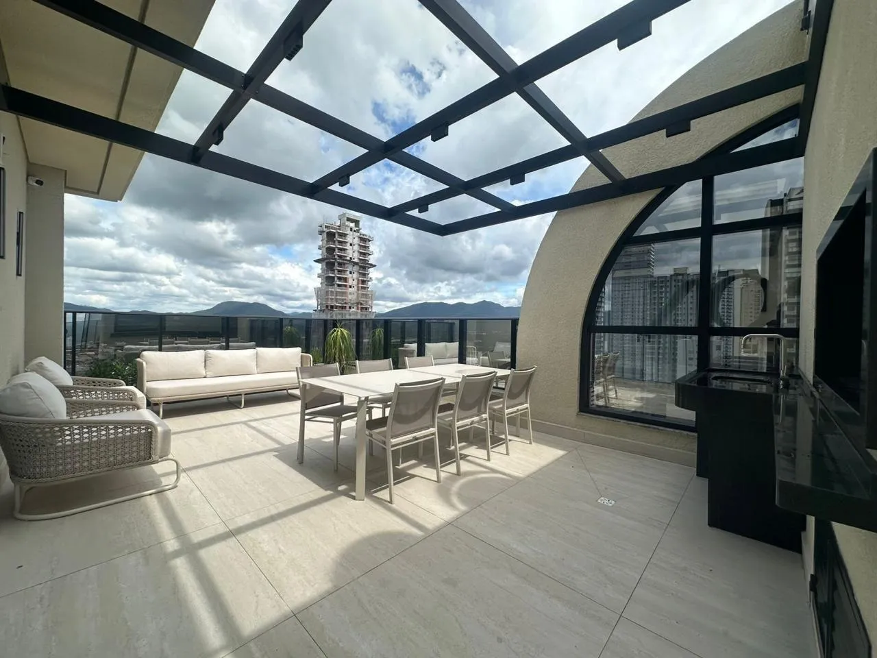 Imagem Apartamento à venda com 90m2 por R$ 1.600.000,00