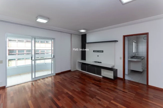 Imagem Apartamento para Locação em Pinheiros, com 2 Quartos sendo 1 Suíte, 2 Vagas, 75m².