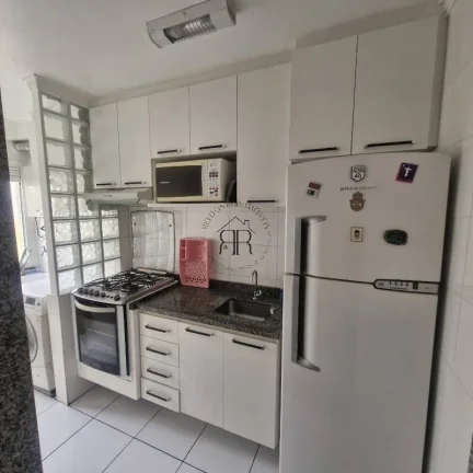 Imagem Apartamento de 55m², localizado no térreo, com 2 dormitórios e 1 vaga de garagem, varandas são e...