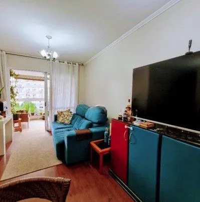 Imagem Apartamento de frente com vista panorâmica, sacada,3 dormitórios,1suíte para venda no bairro Centro Histórico em Porto Alegre/RS.