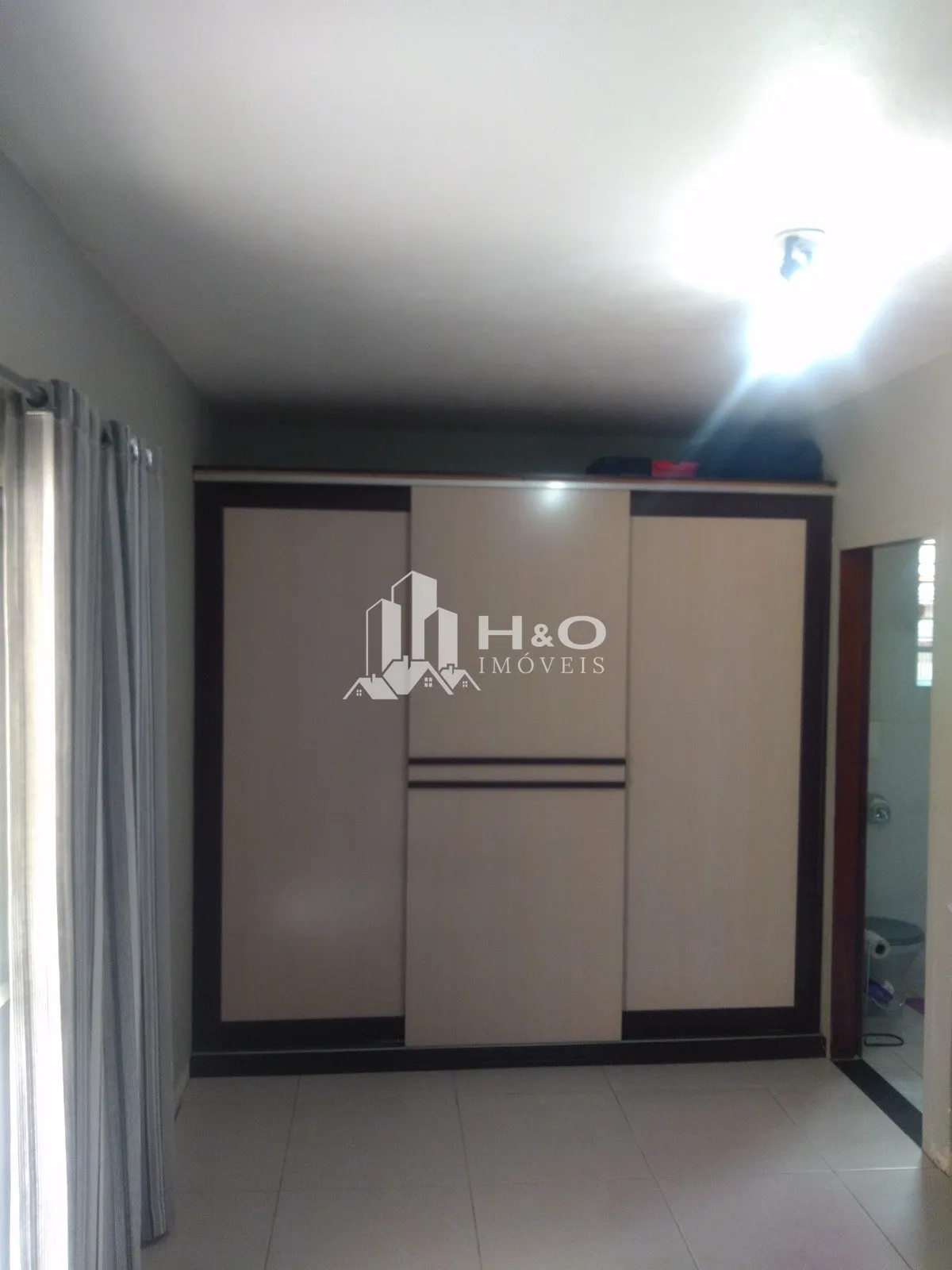 Imagem Sobrado à Venda - Próximo ao Metrô Guilhermina | Rua Tranquila | 142m² | 3 Dormitórios