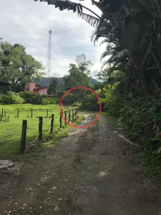 Imagem LOTE DE TERRENO EM BOISSUCANGA , DENTRO DE LOTEAMENTO COM CASAS JÁ CONSTRUIDAS. LOTE COM 725m²