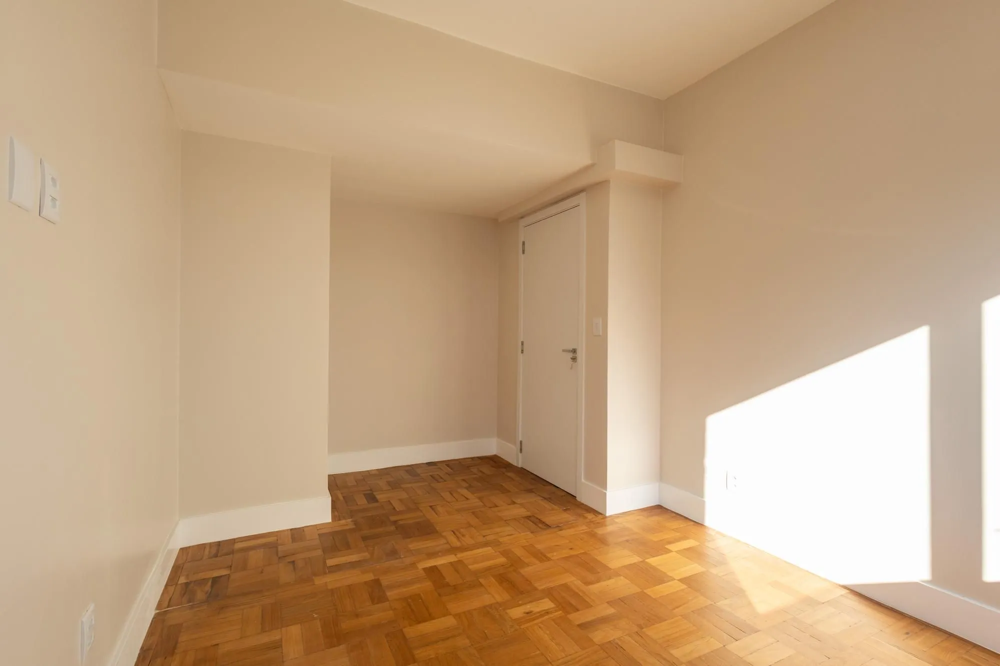 Imagem Apartamento totalmente reformado de 140m2 com vaga no Bom Fim