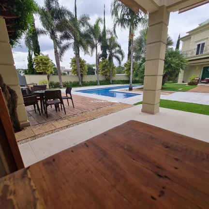 Imagem SOBRADO TRIPLEX NEOCLÁSSICA DISPONÍVEL PARA VENDA