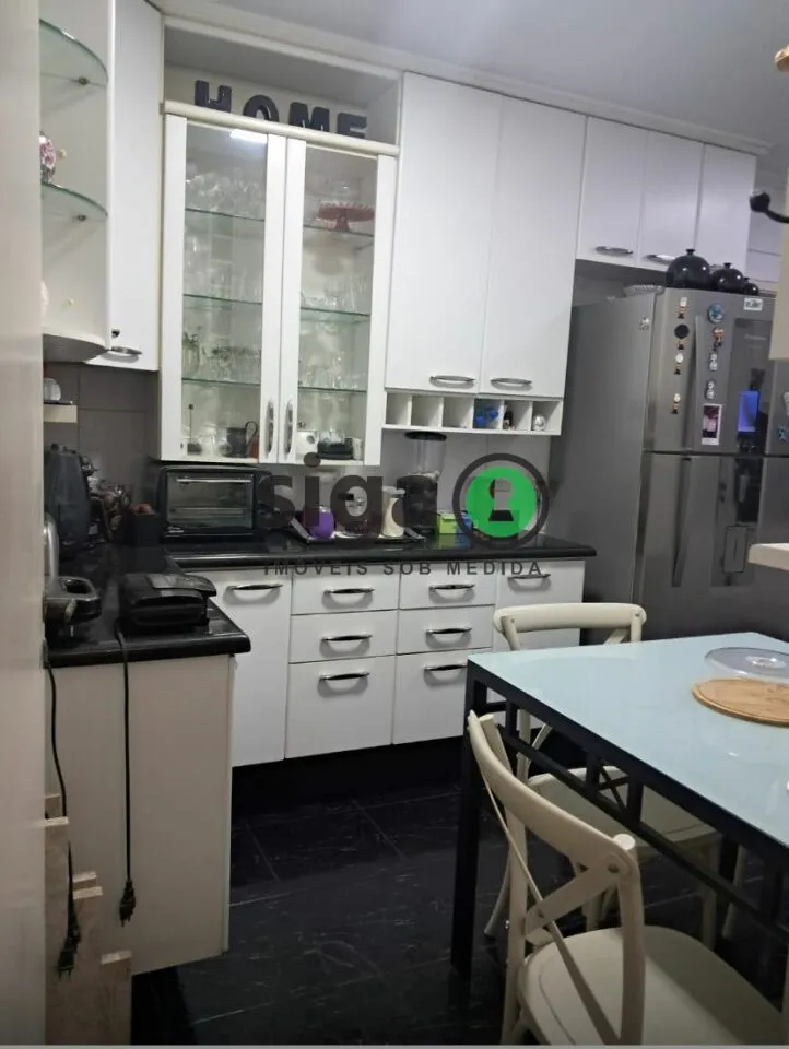 Imagem Apartamento Alto Padrão em Moema de 3 Quartos com 2 Vagas - 117m² à Venda.