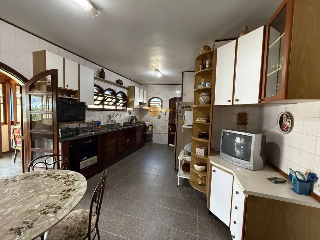 Imagem Casa para Venda em Teresópolis / RJ no bairro Pimenteiras