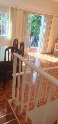 Imagem Casa à venda em Perdizes, São Paulo - SP, com 2 quartos, 1 sala, 2 banheiros, 4 vagas e 186m²!