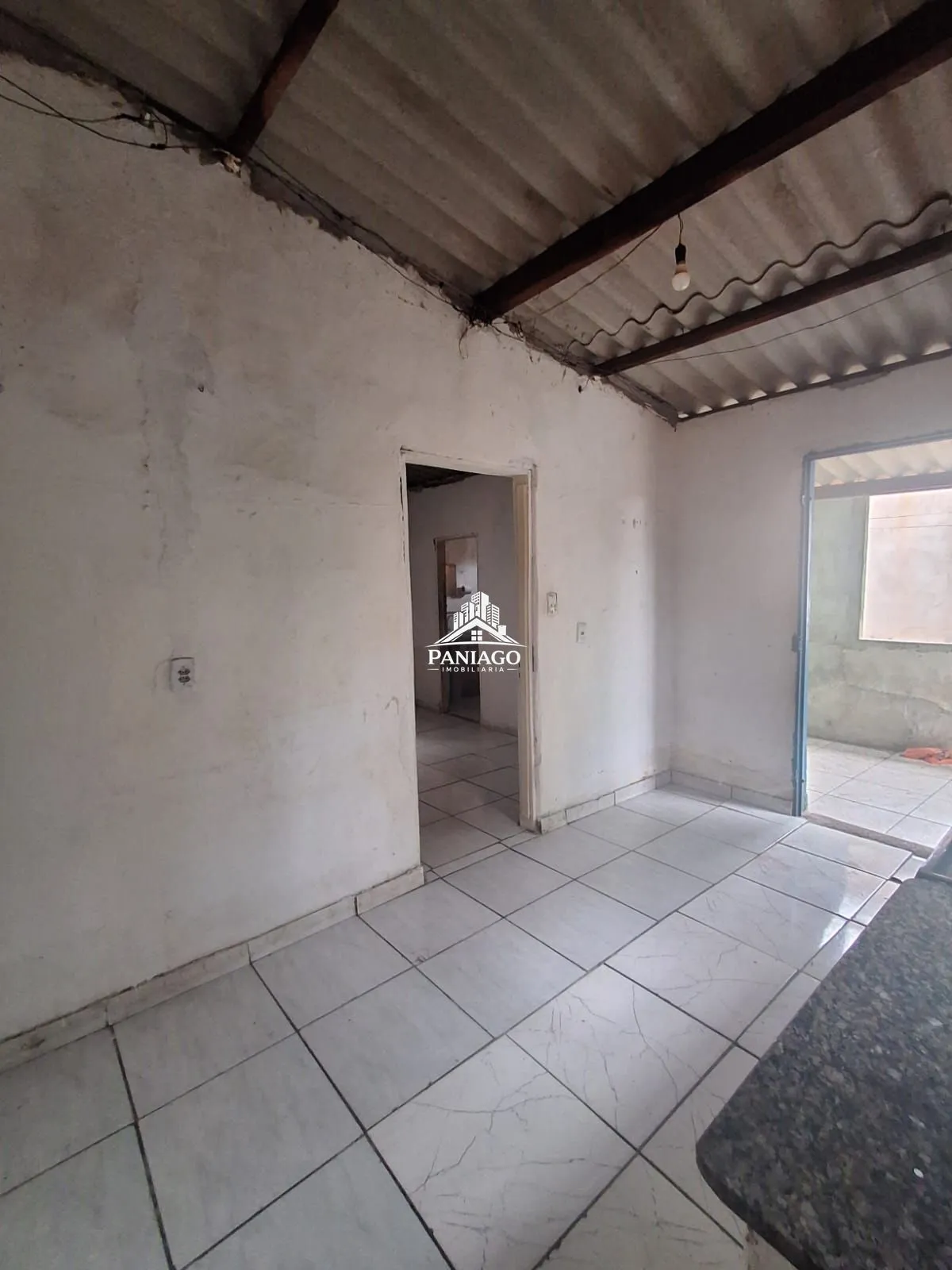 Imagem Imóvel de Esquina com, Ponto Comercial, casa e Amplo Terreno.