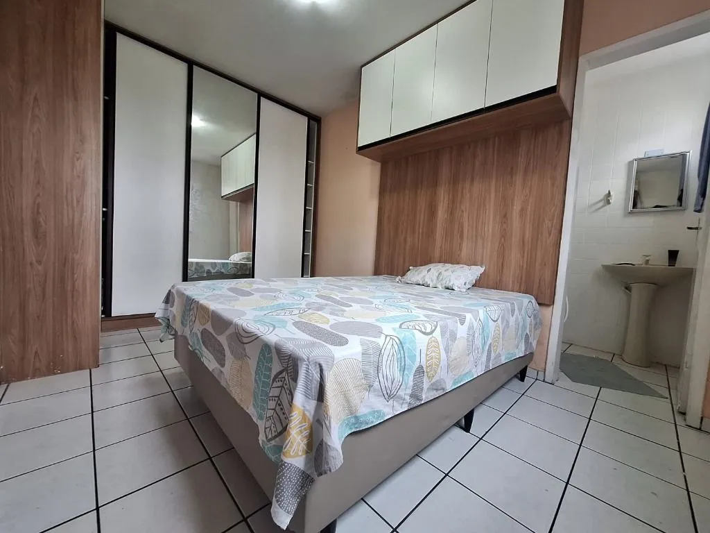 Imagem ? Amplo Apartamento no Coração do Aeroclube ?