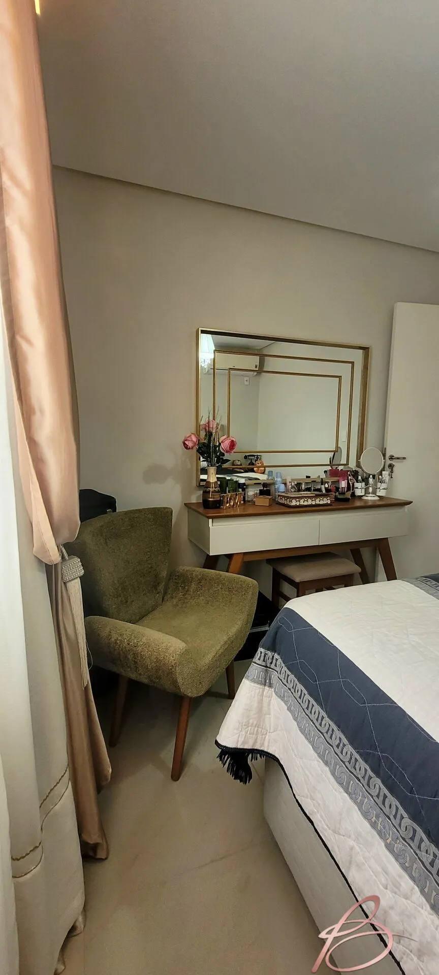 Imagem Apartamento de 2 quartos com 50 M² na parte alta do cordeiros