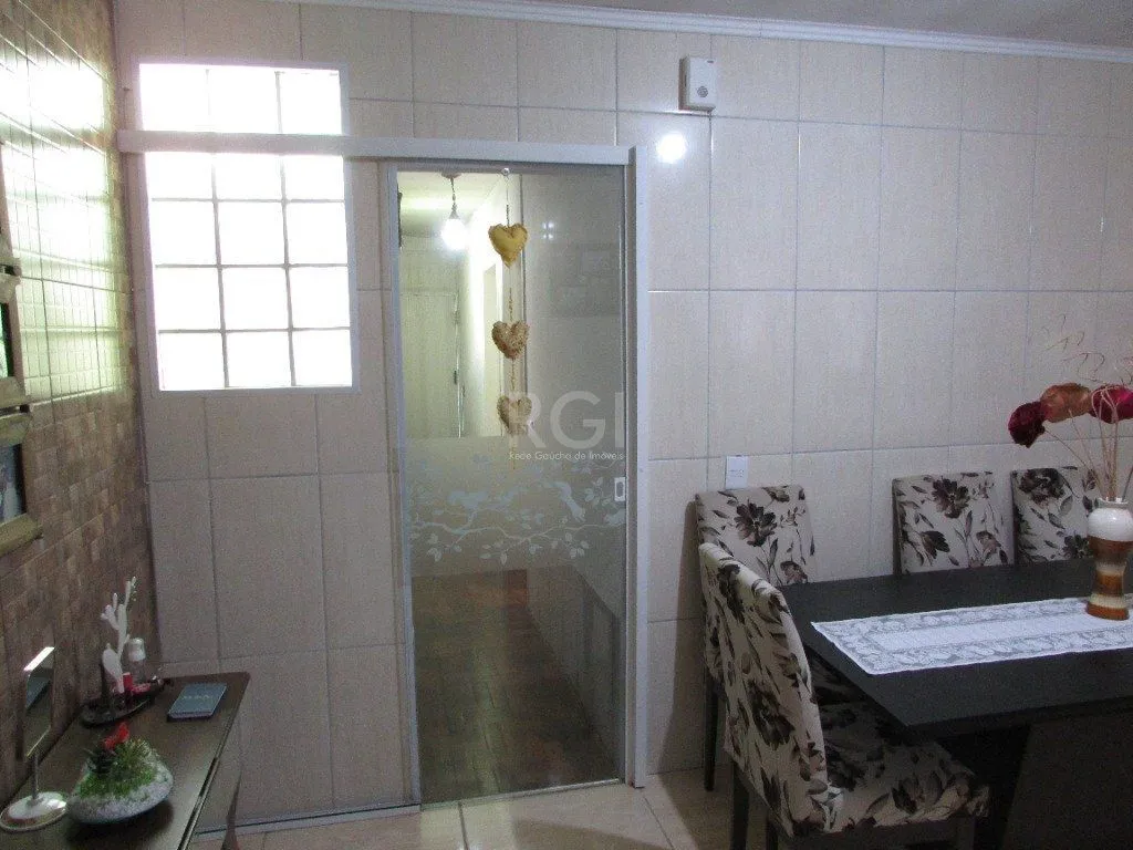 Imagem Casa para Venda - 150m², 3 dormitórios, 2 vagas - Santa Rosa de Lima