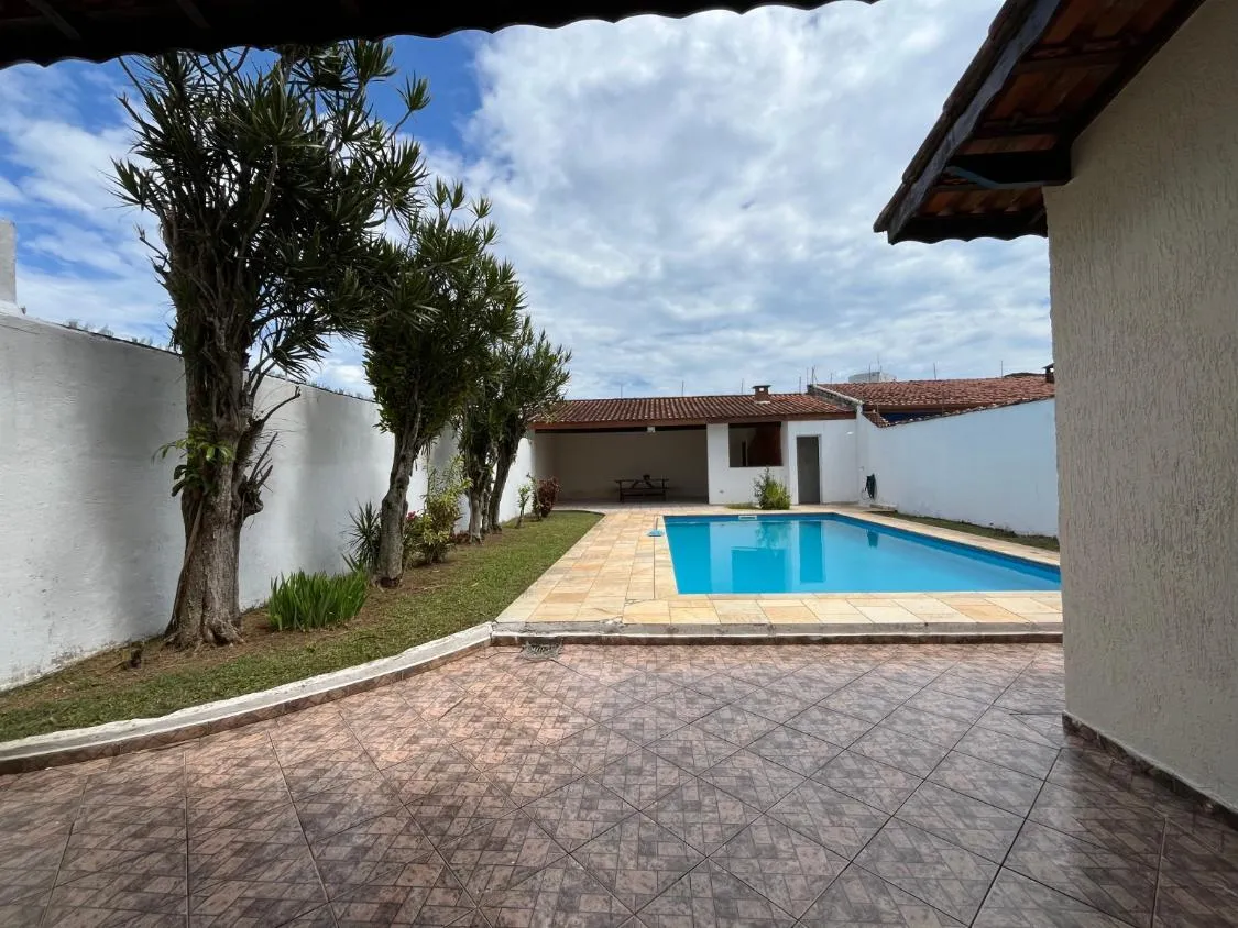 Imagem CASA LINDA COM PISCINA A 100 METROS DO MAR NO CIBRATEL I ITANHAEM