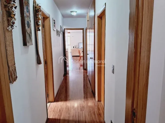 Imagem Este amplo apartamento de 211m², com planta inteligente e ocupando um andar inteiro, está situado ...