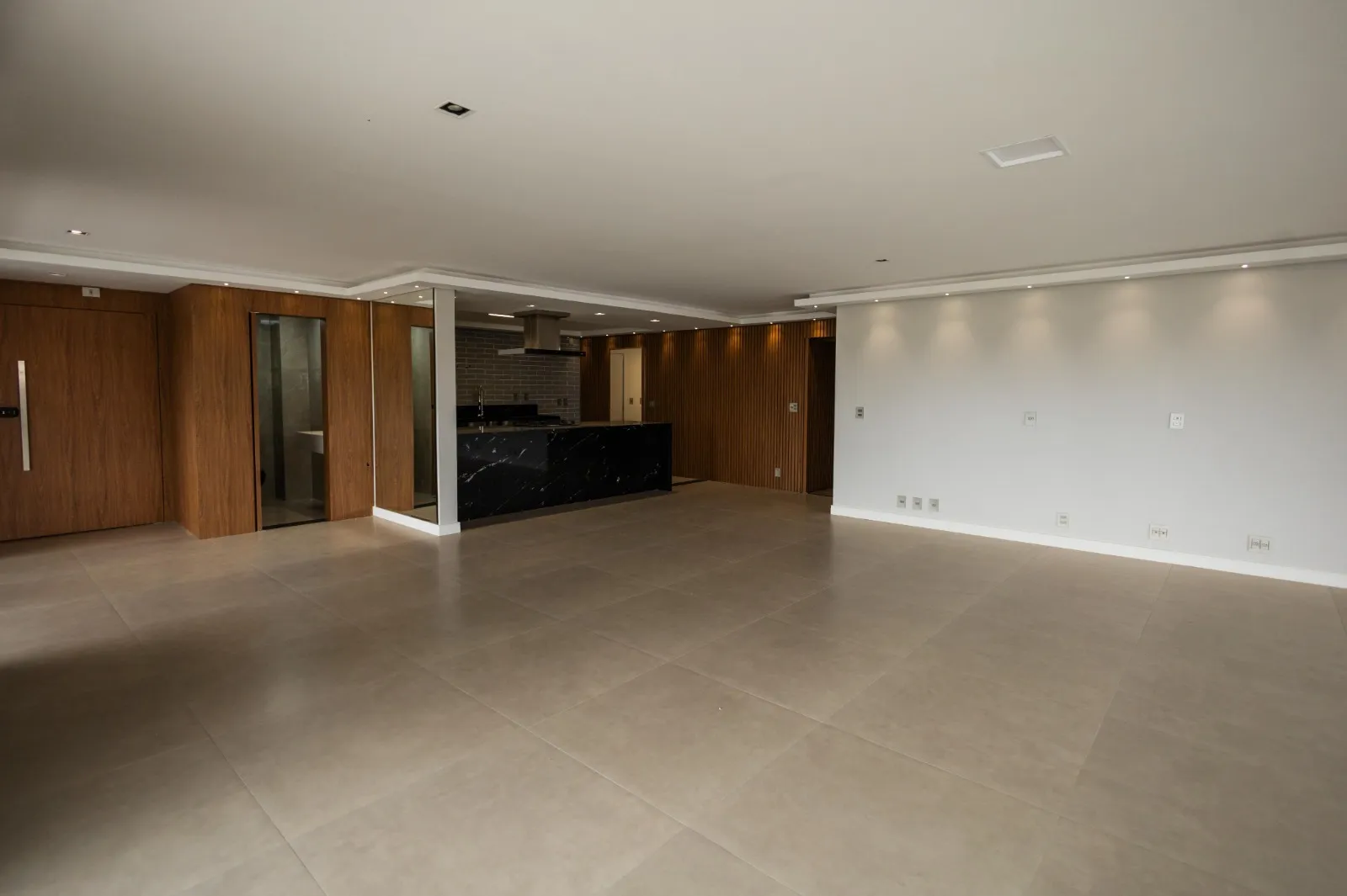 Imagem Apartamento de 320,00 m² a venda no Edifício Luxor, Jardim Emília, Sorocaba/SP