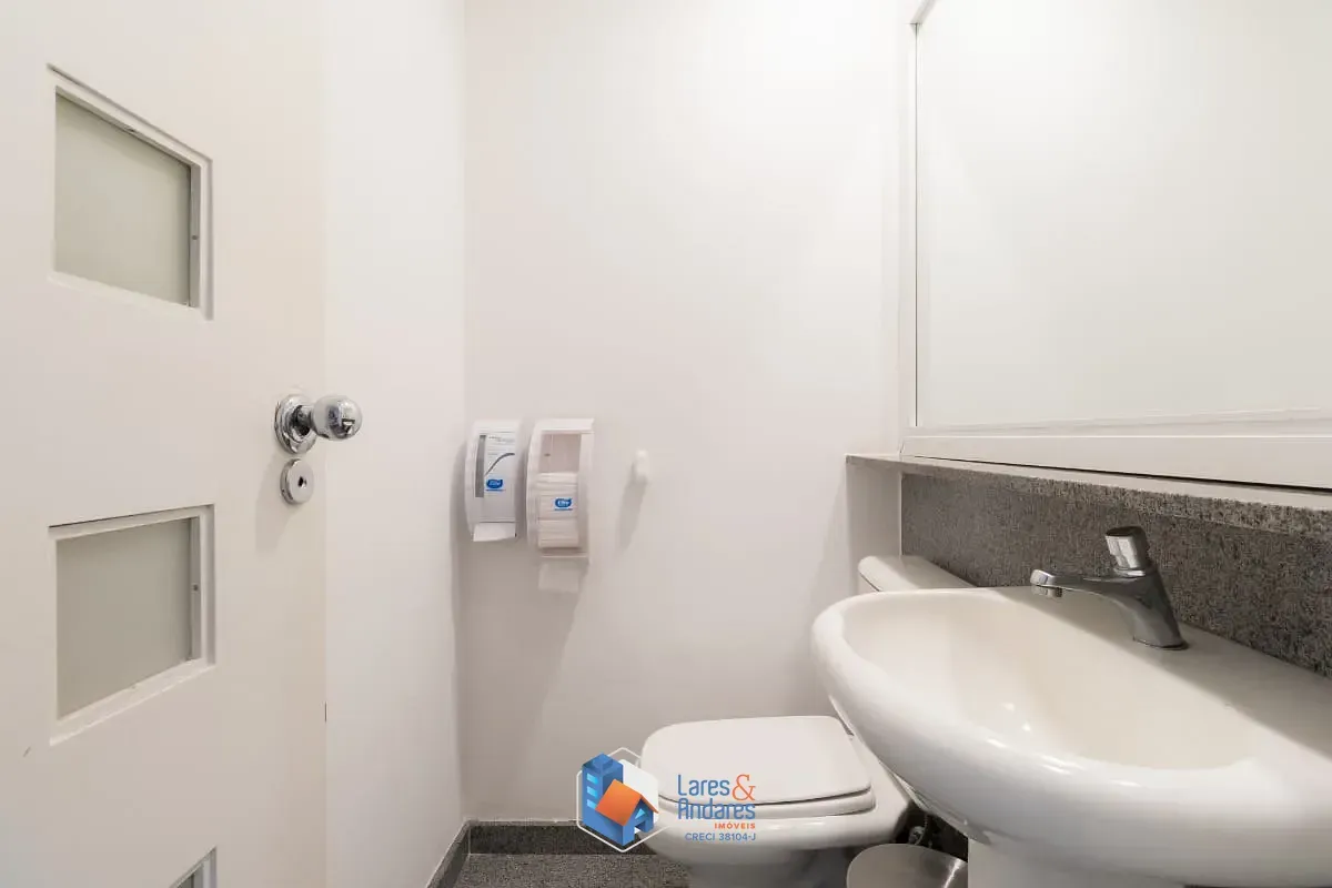 Imagem Conjunto comercial para venda em Pinheiros, 65m²