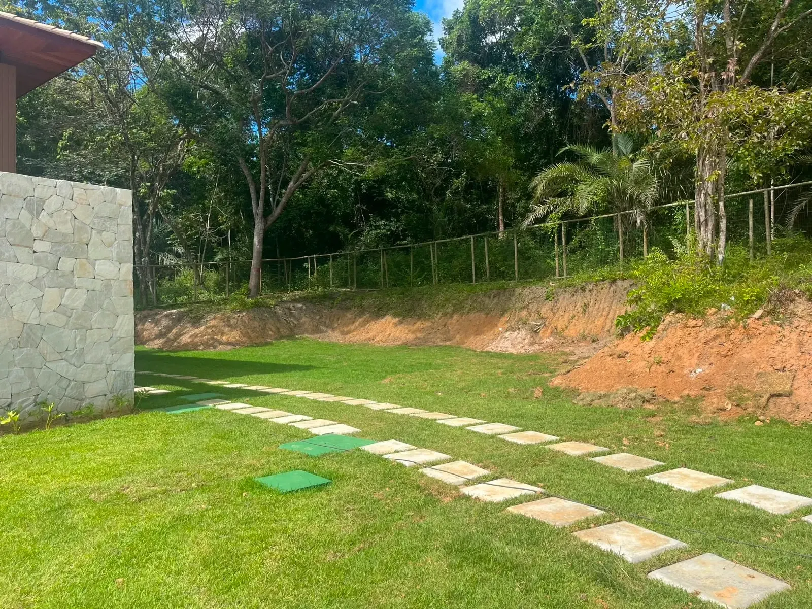 Imagem Casa de Condomínio com 4 Quartos à Venda, 300 m² em Mata de São João - Mata de São João