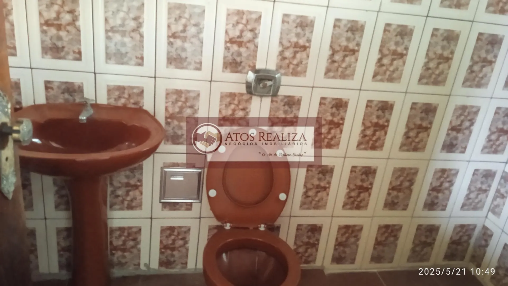 Imagem Casa para Locação em Jardim Herplin - 1 Suíte, 70m²
